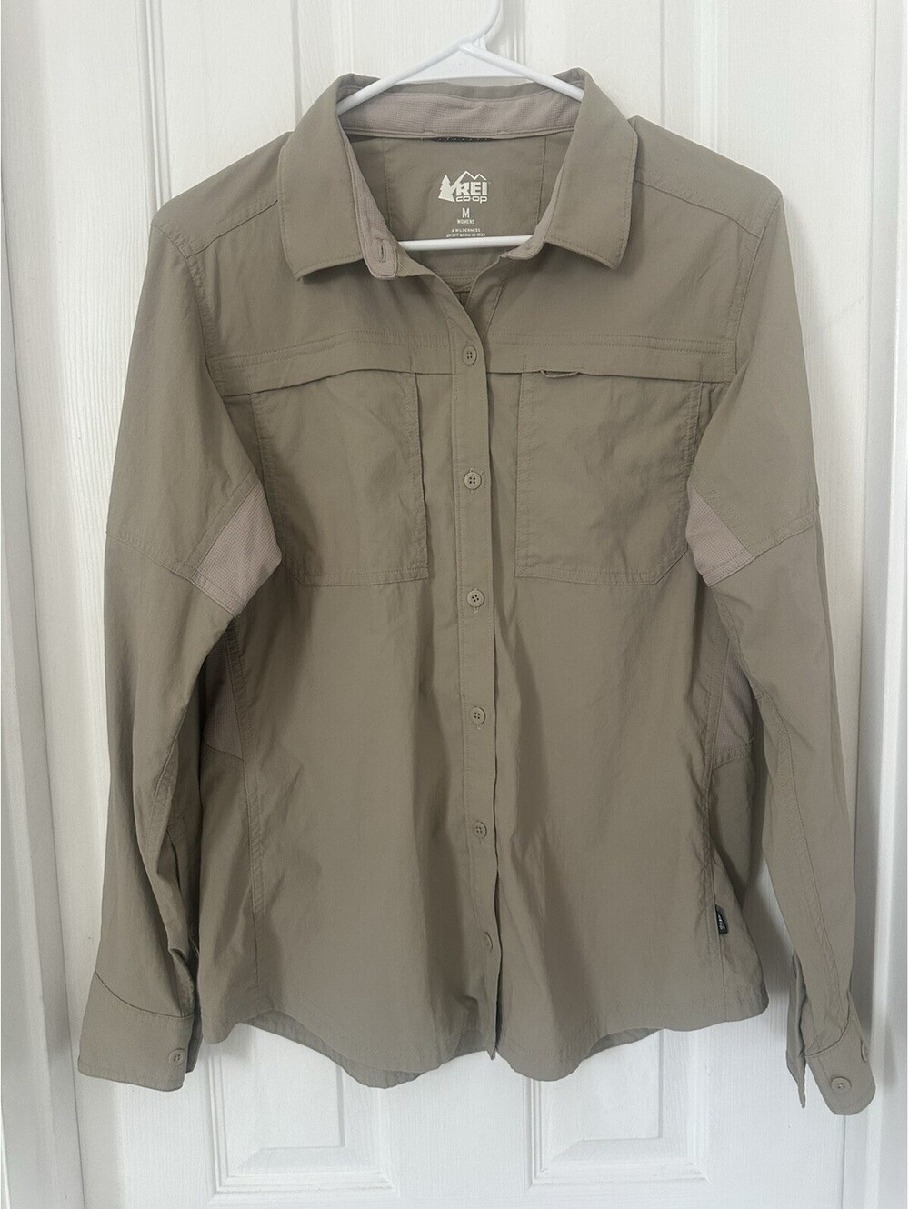 REI Co-op Womenβs Sahara Long sleeve Outdoor Hiking, Camping Shirt Tan -Size M